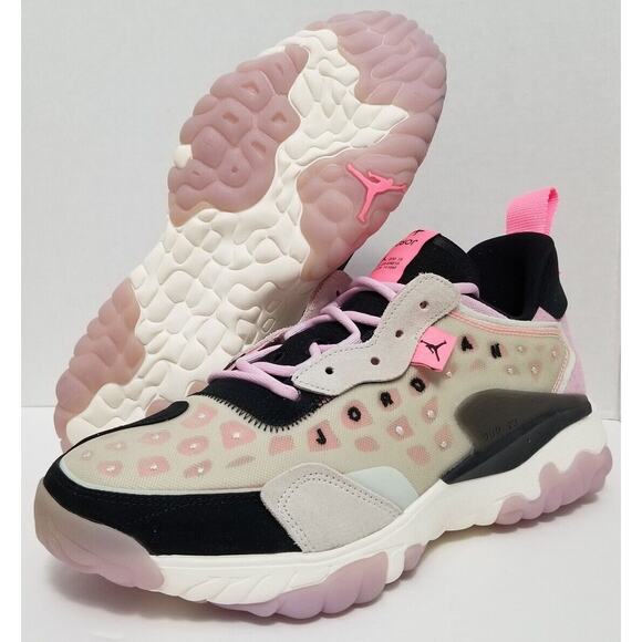 NEW Nike Jordan Delta 2 Low Top Running Sneakers Light Bone/Pink Black Womens 11 - Picture 1 of 9